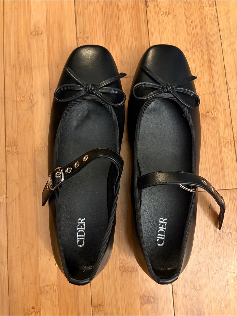 Cider Black Mary Jane Flats with Bow Accent size 39
